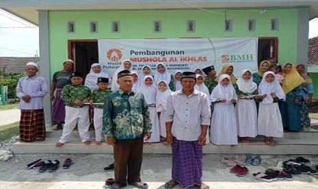 Tahun ini Laznas BMH Jatim telah sukses membangun 14 masjid/mushala yang tersebar di beberapa daerah hingga pedalaman.