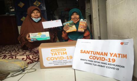 Tahun ini Rumah Zakat telah menyalurkan bantuan beasiswa yang merupakan titipan para donator kepada 44.092 yatim dan dhuafa yang keluarganya terdampak pandemi Covid-19.