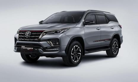 TAM meluncurkan New Fortuner dan New Kijang Innova yang mengalami sejumlah ubahan baik dari sisi ekterior, interior dan fitur. Toyota menutup 2022 dengan volume penjualan sebesar 331.410 unit secara wholesales, naik 12,1 persen dibandingkan 2021.