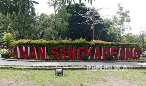 Taman Sangkareang di Jalan Pejanggik, Mataram, NTB, Jumat (3/11).