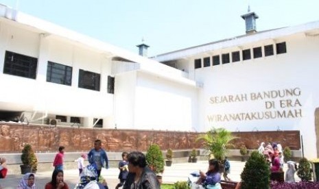 Taman Sejarah di jalan Aceh No. 53, Kota Bandung.