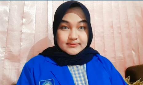 Tamara Purnama Sari, mahasiswi Universitas BSI (Bina Sarana Informatika)  Margonda Depok.