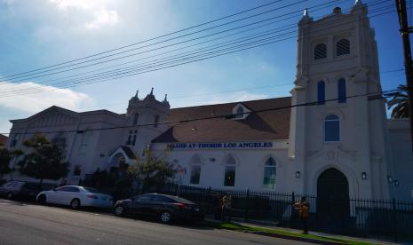 Tampak bagian depan Masjid At-Thohir, Los Angeles, Amerika Serikat.