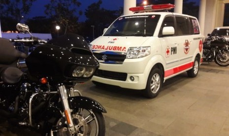 Tampak salah satu ambulans yang diserahkan HDCI kepada PMI