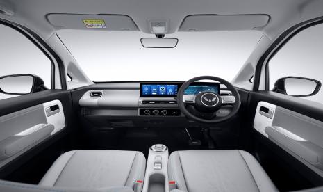 Tampak tampilan interior Wuling Air ev yang akan dipasarkan di Tanah Air 