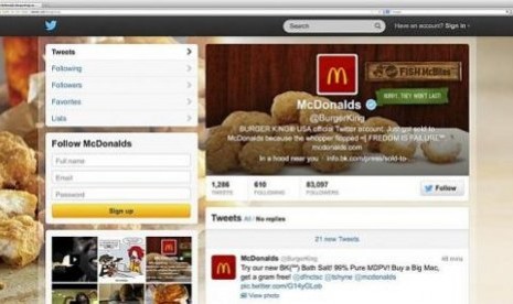 Tampilan akun Twitter milik Burger King sesaat sebelum dimatikan, menunjukkan ulah para hacker.