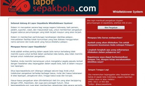 Tampilan situs laporsepakbola.com