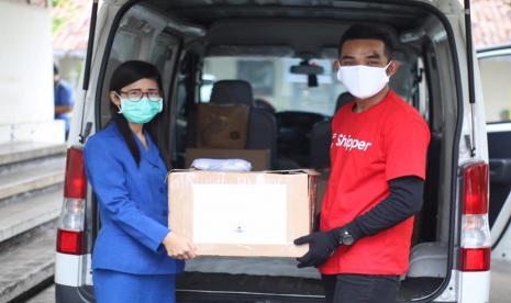 Tangani Covid, Perusahaan Logistik Shipper Bantu Distribusi 