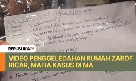 Tangkapan layar dari video penggeladahan yang dilakukan penyidik Jampidsus di rumah tersangka Zarof Ricar (ZR), diduga bukti upaya pengaturan kasus Ronald Tannur di MA.