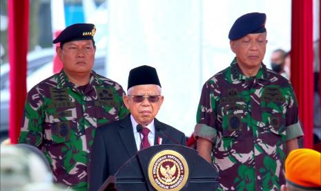 Wakil Presiden Maruf Amin menginginkan industri olahraga di tanah air tidak hanya mencetak gaya hidup sehat dan atlet berprestasi tetapi juga menyumbang pertumbuhan ekonomi. Wapres Maruf yang juga Ketua Tim Koordinasi Pusat Desain Besar Olahraga Nasional (DBON) itu pun mengajak seluruh pemangku kepentingan untuk berkolaborasi membangun ekosistem yang modern dan kondusif bagi tumbuhnya industri olahraga nasional.