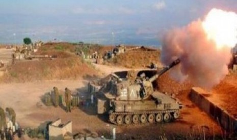 Tank tentara Israel tengah menyerang markas Hizbullah di Jalur Gaza