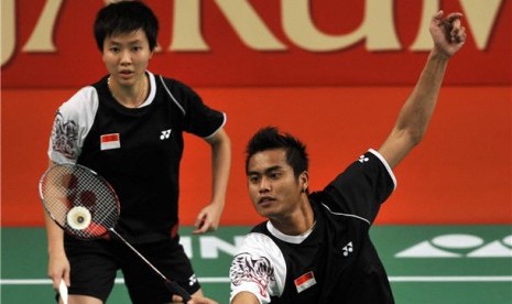 Tantowi Ahmad dan Liliyana Natsir