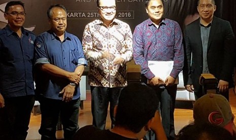 Tantowi Yahya bersama Dwiki Dharmawan 