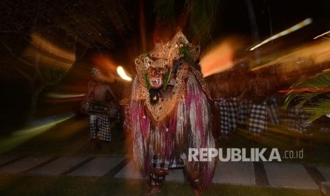 Tarian Bali . (Republika/Musiron)