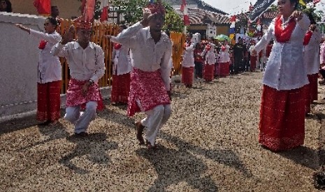 Tarian Panas Pela di Negeri Galala, Kecamatan Sirimau, Kota Ambon, Maluku.