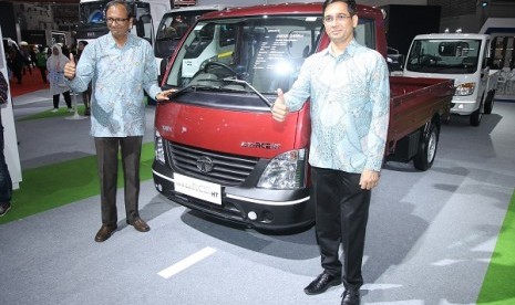 Tata Super Ace HT.