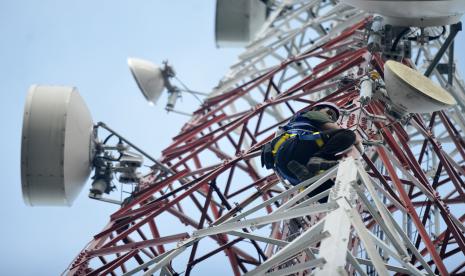 Menara BTS 4G (Ilustrasi). Kejaksaan Agung sebut salah satu subkontraktor BTS 4G BAKTI mengembalikan uangnya.