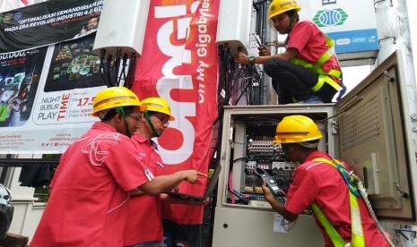 Teknologi jaringan 4,9G massive mimo yang dihadirkan Telkomsel mampu memberikan kapasitas pengguna yang lebih banyak serta customer experience yang lebih konsisten, sehingga tepat untuk mendukung kenyamanan layanan data pada momen keramaian yang dipadati oleh pengunjung seperti acara Cap Go Meh di Singakawang.  