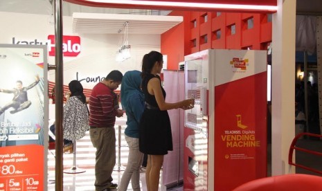 Telkomsel Vending Machine