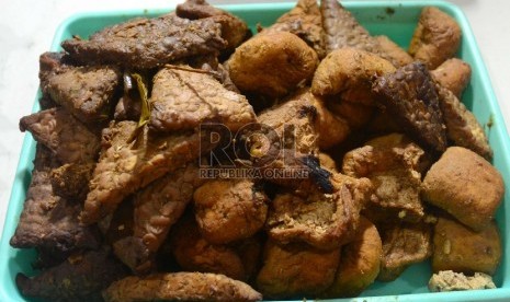 Tempe bacem, salah satu kreasi kuliner berbahan tempe.