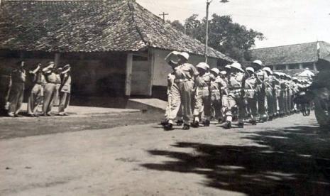 Tujuh Foto di Saku Veteran Sakit Hati dan Sejarah Kekejaman Belanda di Bali