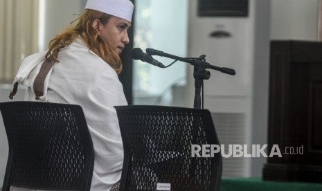 Terdakwa kasus dugaan penganiayaan terhadap remaja Bahar bin Smith menjalani sidang pledoi di Gedung Dinas Perpustakaan dan Kearsipan Kota Bandung, Jawa Barat, Kamis (20/6/2019).