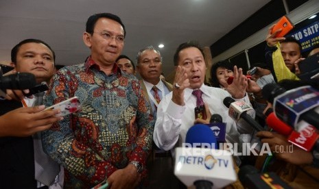 The defendant of religious blasphemy case, Basuki Tjahaja Purnama (Ahok), in the trial at the Auditorium of Ministry of Agriculture on Tuesday. The inactive governor of Jakarta's leave campaign will be over on Saturday (Feb 11).