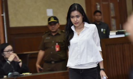 Jessica Wongso, terdakwa kasus kematian Mirna Salihin. Film tentang kasus tersebut ditayangkan di Netflix berjudul Ice Cold: Murder, Coffee and Jessica Wongso.