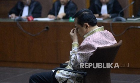 Terdakwa Kasus Korupsi Pengadaan KTP elektronik Setya Novanto mengikuti sidang lanjutan dengan agenda pembacaan tuntutan oleh Jaksa Penuntut Umum (JPU) KPK di Pengadilan Tipikor, Jakarta, Kamis (29/3). 