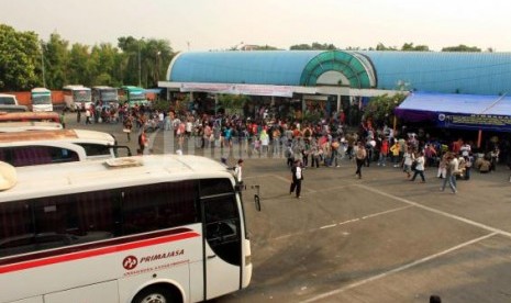 Terminal bus Tanjung Priok, Jakarta.