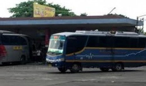 Terminal Bus Tirtonadi Solo, Jawa Tengah.