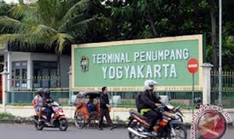 Terminal Penumpang Yogyakarta.