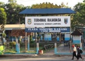 Terminal Rajabasa Bandar Lampung.