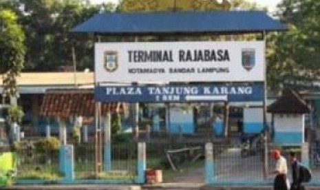 Terminal Rajabasa Bandar Lampung.