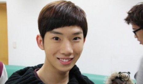 Tertipu, Jo Kwon '2AM' Pingsan di Kamar Mandiri