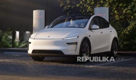 Tesla Model Y terbaru membukukan penjualan 81.889 unit di China selama kuartal pertama 2025 dan menjadikannya SUV terlaris di negara itu.
