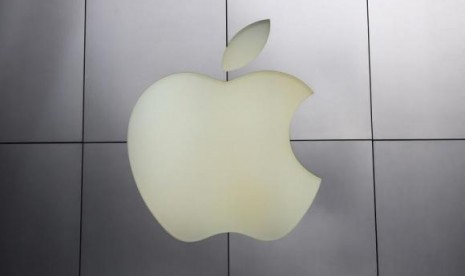 The Apple logo is pictured at its flagship retail store in San Francisco, California January 27, 2014.