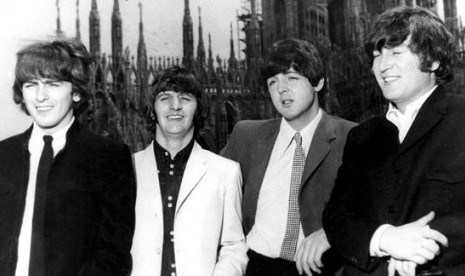 Grup musik The Beatlies. Salah satu personel, Paul McCartney, mengatakan album terkahir The Beatles akan diluncurkan tahun ini menggunakan teknologi AI.