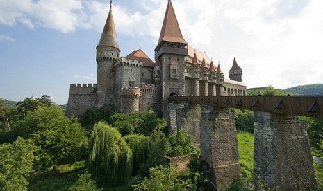 The Hunedoara Castle