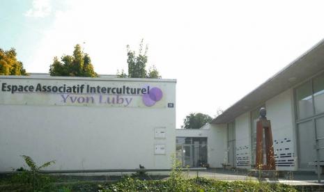 The Intercultural Center Yvon Luby in Allones, north-western France