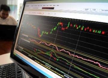 The JSX Composite slightly declines on Friday due to several factors including the prospect of the rise of fuel price. 