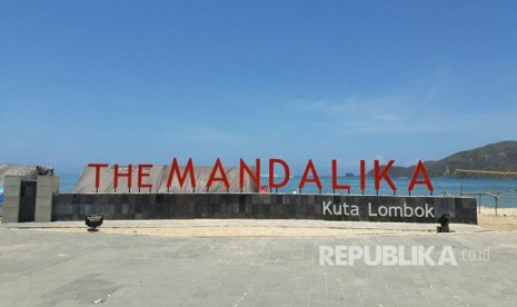 The Mandalika atau Kawasan Ekonomi Khusus (KEK) Mandalika terus berbenah dengan melengkapi sejumlah fasilitas di area Pantai Kuta Mandalika. 