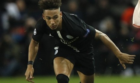 Bek PSG Thilo Kehrer dibidik West Ham United..