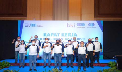 Tiga BUMN Jasa Survei yaitu PT Biro Klasifikasi Indonesia (Persero), PT Sucofindo (Persero), dan PT Surveyor Indonesia (Persero), menggelar rapat kerja (Raker) untuk menetapkan rencana kerja bersama tahun 2022 dan harmonisasi strategi dan kegiatan operasional di Yogyakarta, Jumat (15/10). 