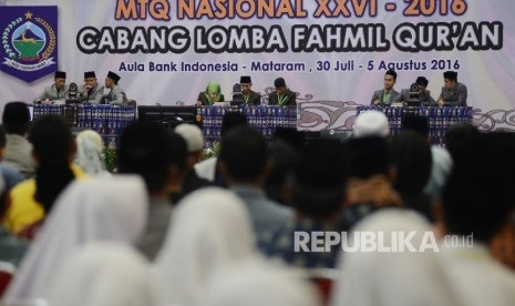 Tiga grup Kafilah mengikuti final MTQ Nasional ke XXVI cabang Fahmil Quran (Cerdas Cermat) di Aula Bank Indonesia, Kota Mataram, Nusa Tenggara Barat, Kamis (4/8)