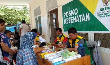 Tim BAZNAS membangun Emergency Center di Palu, Sulawesi Tengah untuk melayani korban gempa selama 24 jam tiap harinya. BAZNAS Emergency Center memberikan layanan medis, evakuasi dan assesment lanjutan.