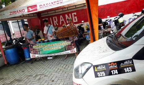 Tim elajah Aylaku Nusantaraku ‘Club Ayla Indonesia (CAI) Gazzz To Florez' singgah di PT. Mandiri Zirang Utama 