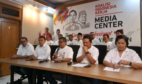 Tim Kampanye Nasional (TKN) Joko Widodo-Ma'ruf Amin merilis Rekening Dana Kampanye di Posko Cemara 19, Menteng, Jakarta Pusat, Selasa (16/10).