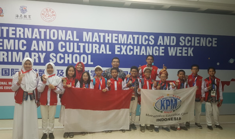 Tim KPM mengikuti IMSO 2018 di Zheijiang.