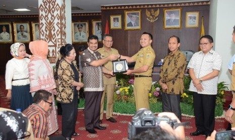 Tim Kunjungan Kerja Komisi X menampung aspirasi gubernur Lampung.